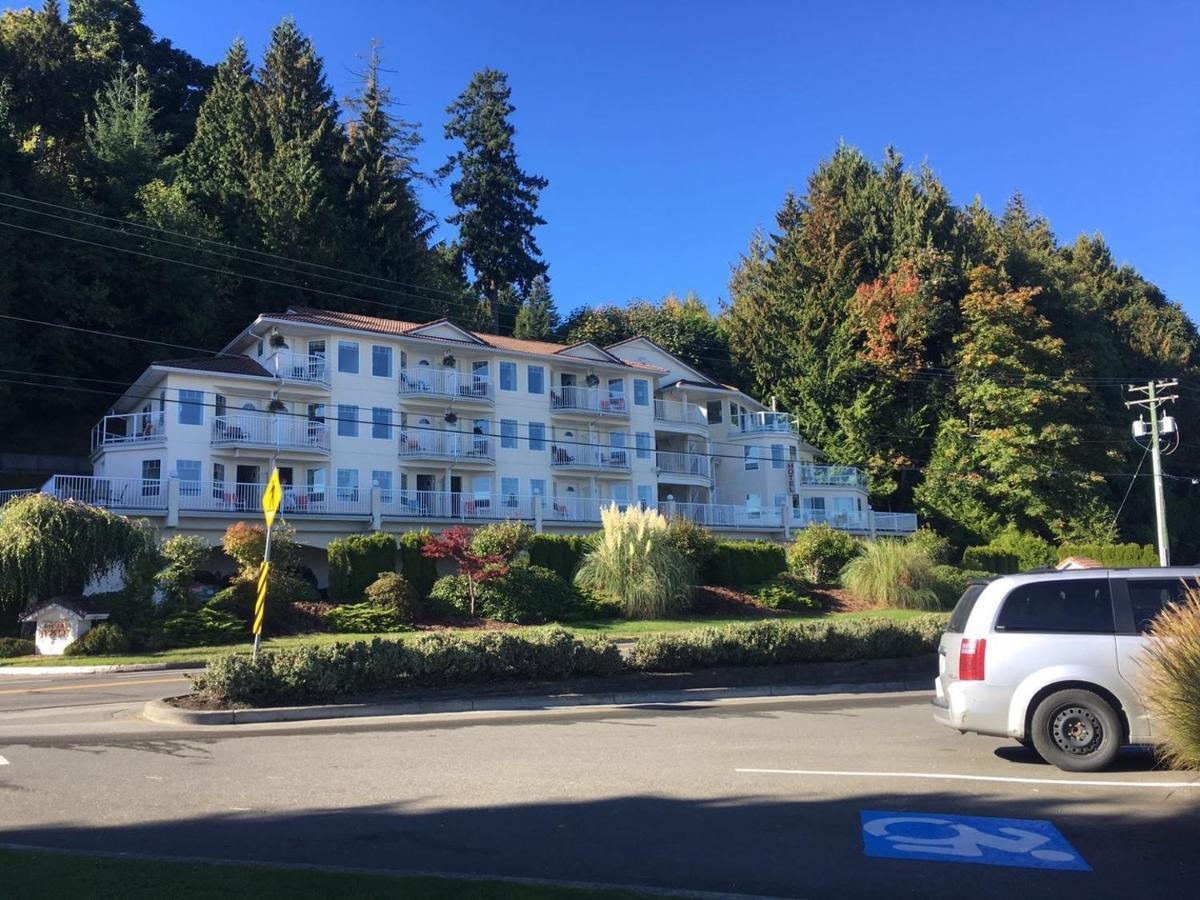 Casa Grande Inn Qualicum Beach Exteriör bild